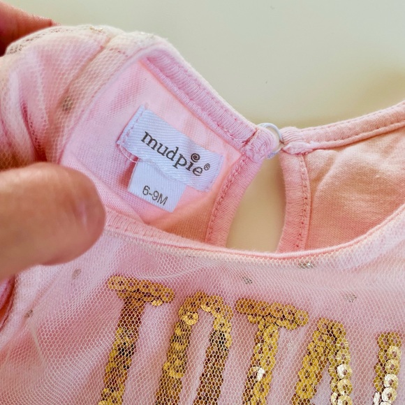 Adorable mud pie total doll. Any dress size 6-8 months - Picture 6 of 6